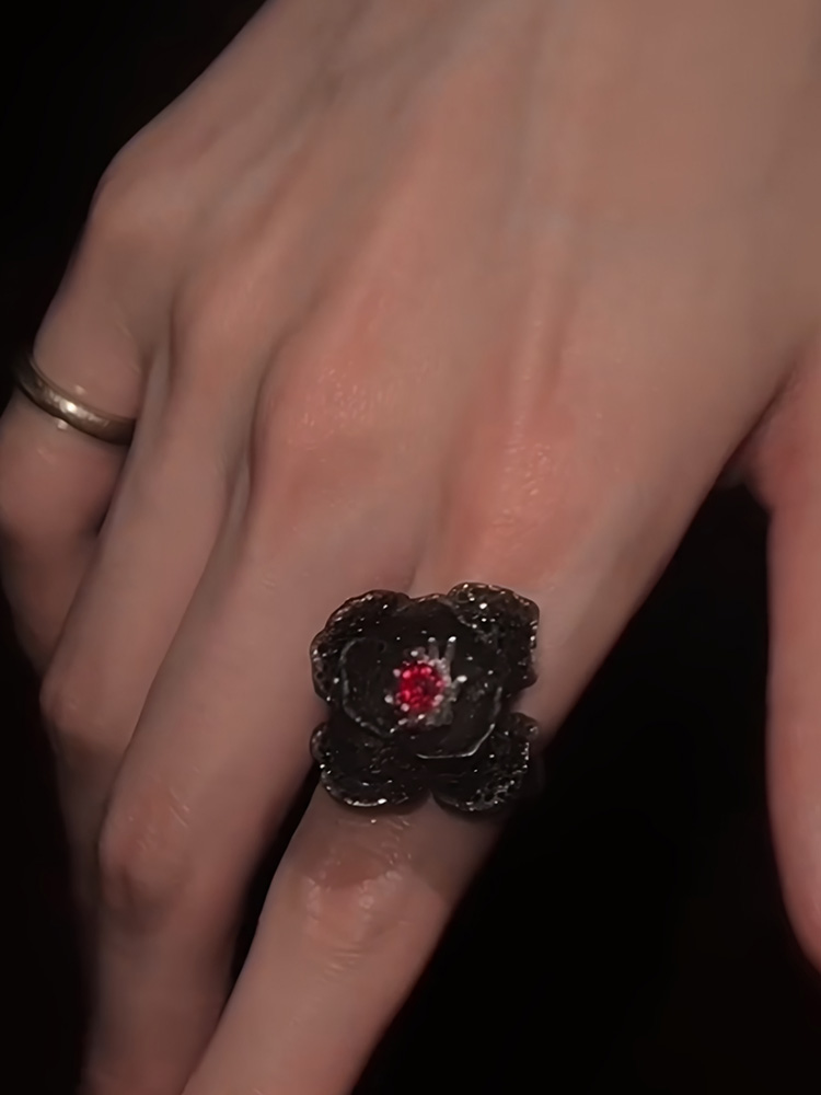 Antique Dark Floral Red Centra - огляд і ціна Men'S Victorian Accessories