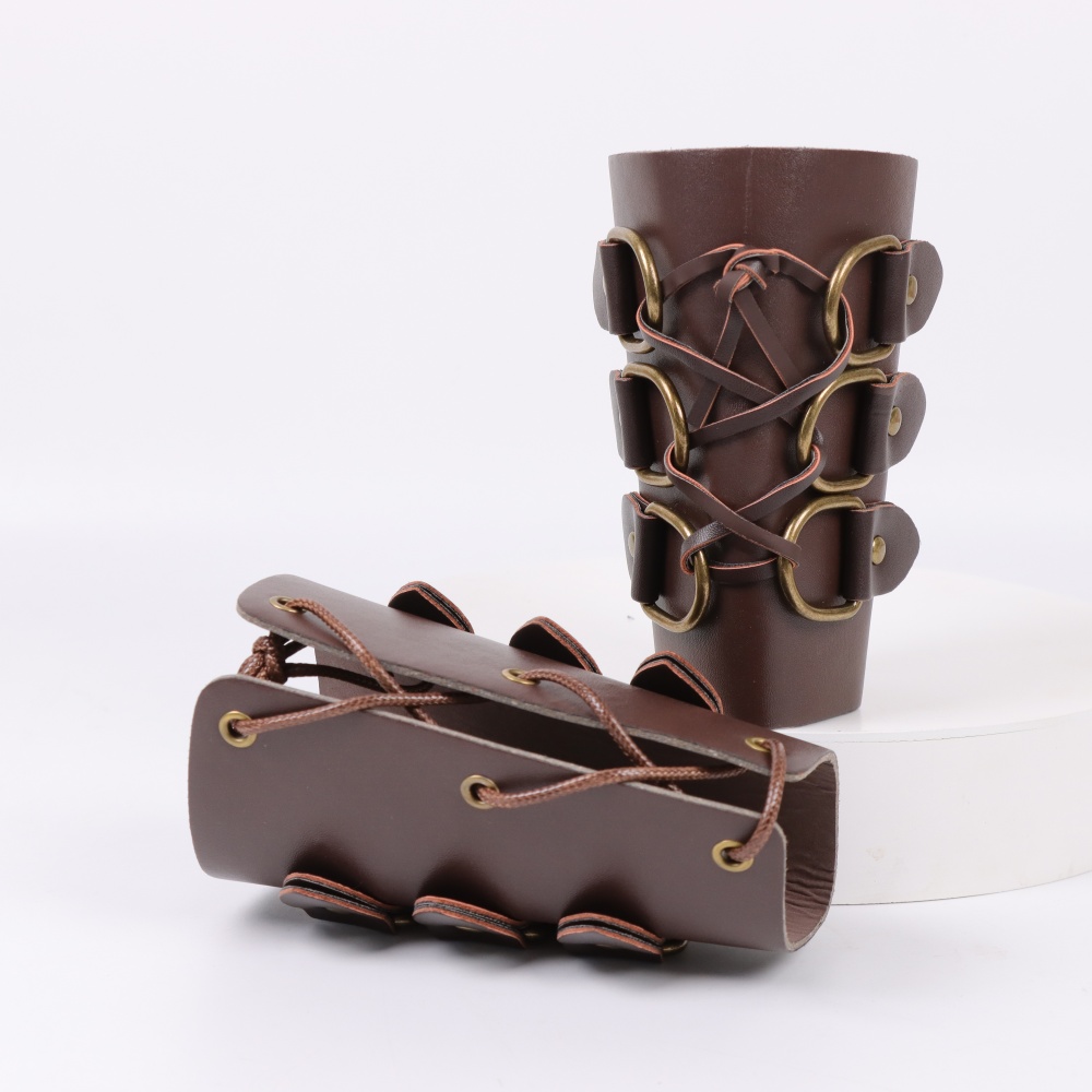 Medieval Archery Leather Long  - огляд і ціна Medieval Men'S Accessories