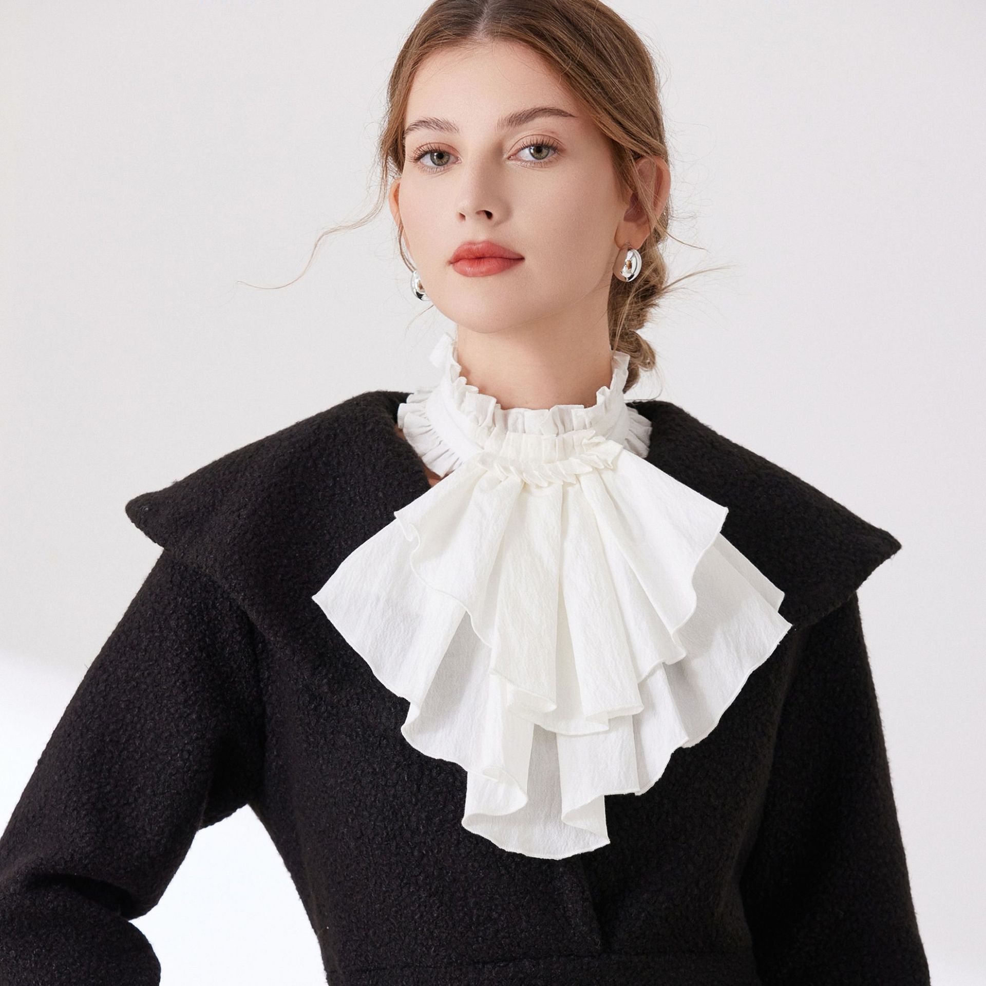 Victorian Jabot for Women Men  - огляд і ціна Men'S Victorian Accessories