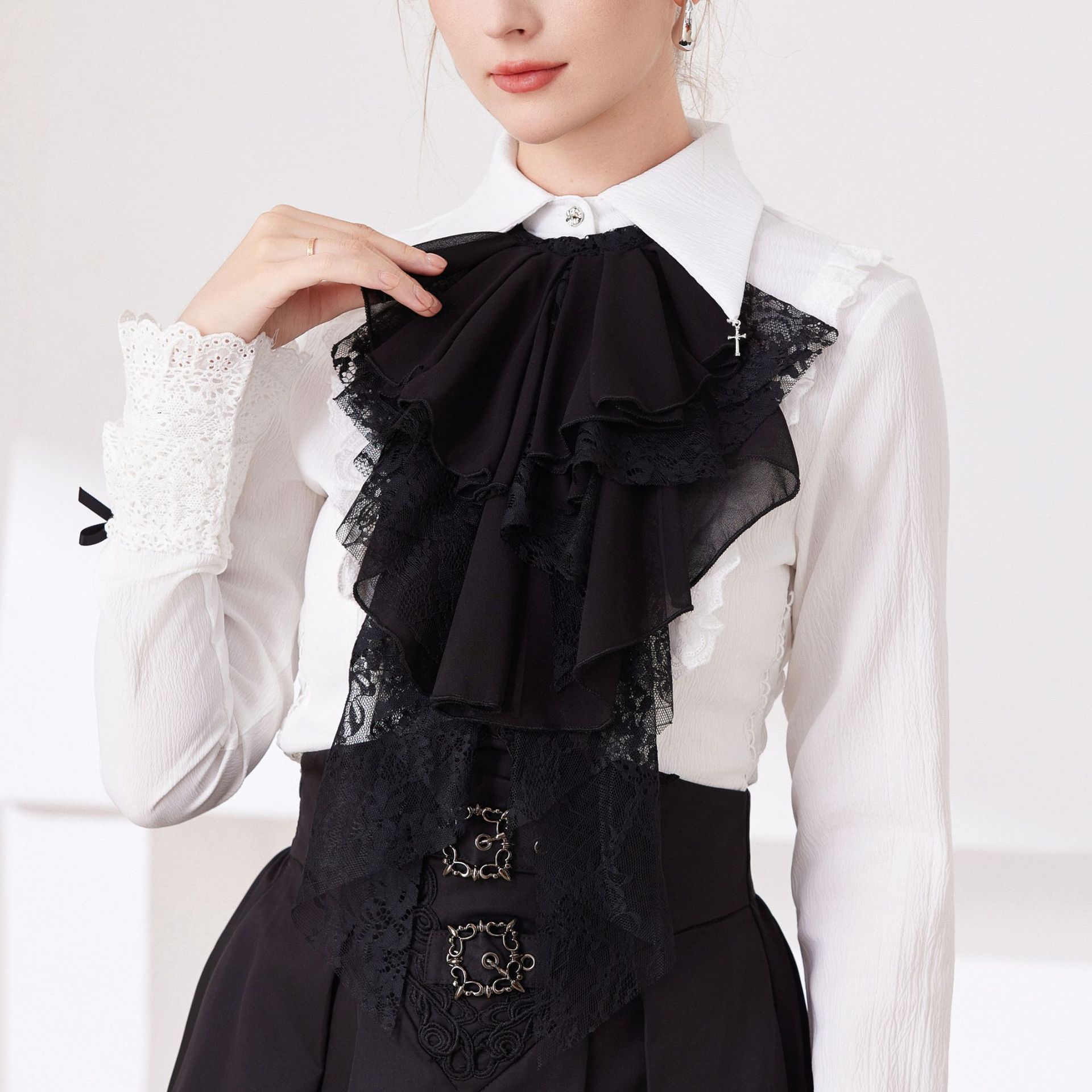 Victorian Jabot for Women Men  - огляд і ціна Men'S Victorian Accessories