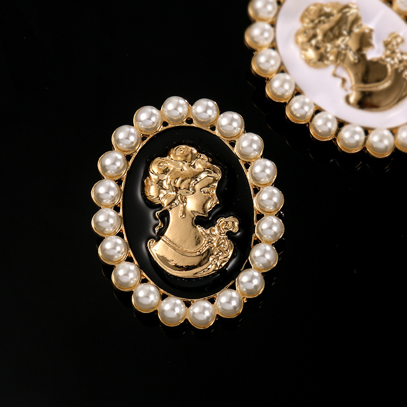 Victorian Style Pearls Cameo B - огляд і ціна Men'S Victorian Accessories