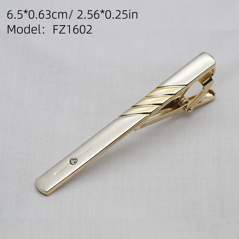 1 Piece of Men's Tie Clip in G - огляд і ціна Men Accessories Silver