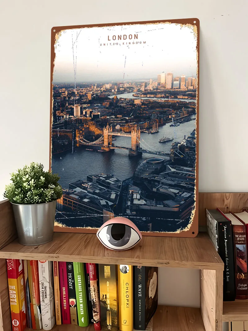 London Sign Famous City Metal  - огляд і ціна Men'S Accessories London