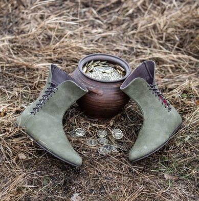 Men's Medieval Leather Shoe Mi - огляд і ціна Men'S Victorian Accessories
