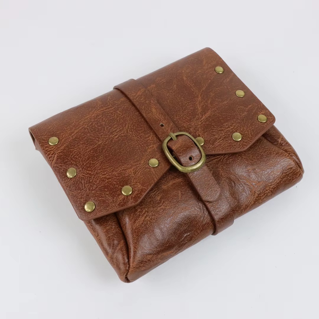 Medieval Viking Leather Pouch  - огляд і ціна Medieval Men'S Accessories